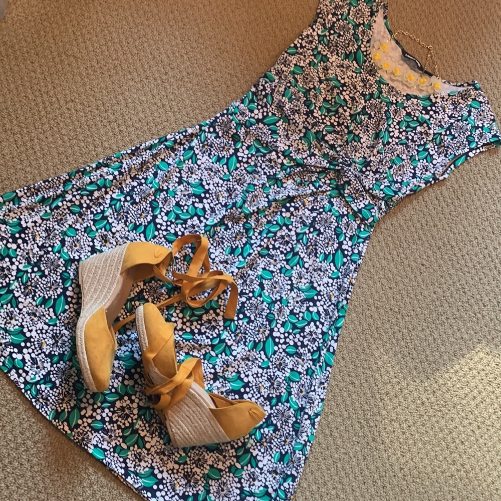 Lands’ End summer dress in navy, white, green, yellow print.  Size S, like new